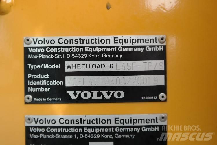 Volvo L 45 F Iekrāvēji uz riteņiem