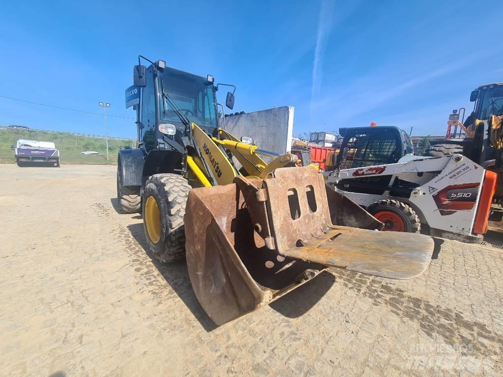 Komatsu WA 100 M Iekrāvēji uz riteņiem