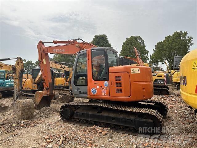 Hitachi ZX138 Kāpurķēžu ekskavatori