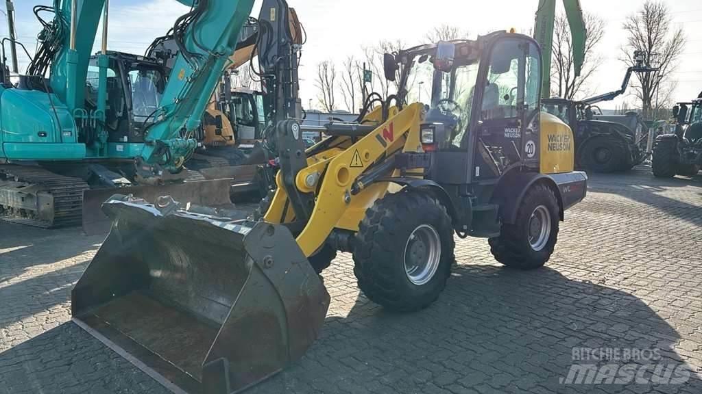 Wacker Neuson WL60 Iekrāvēji uz riteņiem