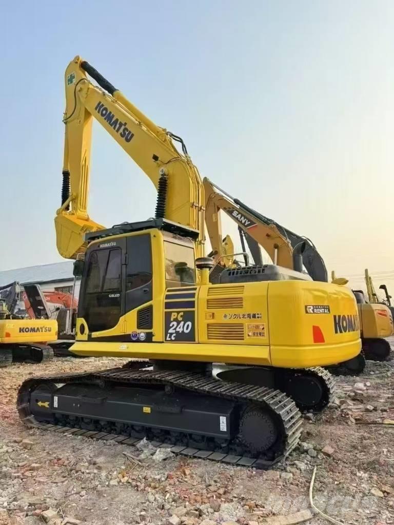 Komatsu PC 240 Kāpurķēžu ekskavatori