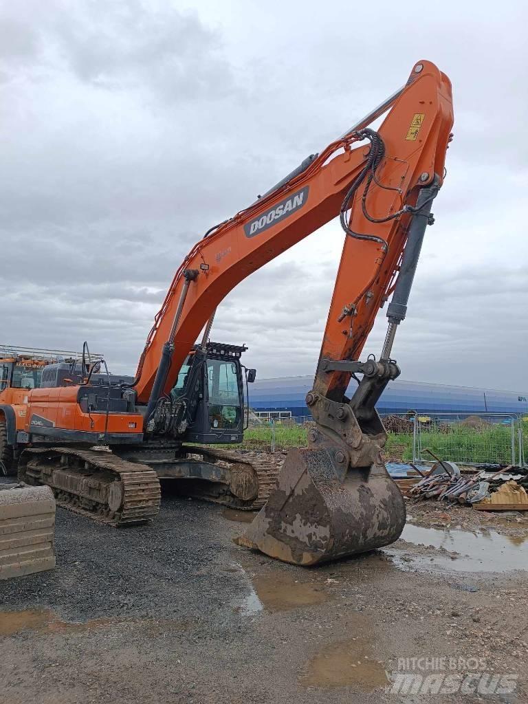 Doosan DX 340 LC-5 Kāpurķēžu ekskavatori