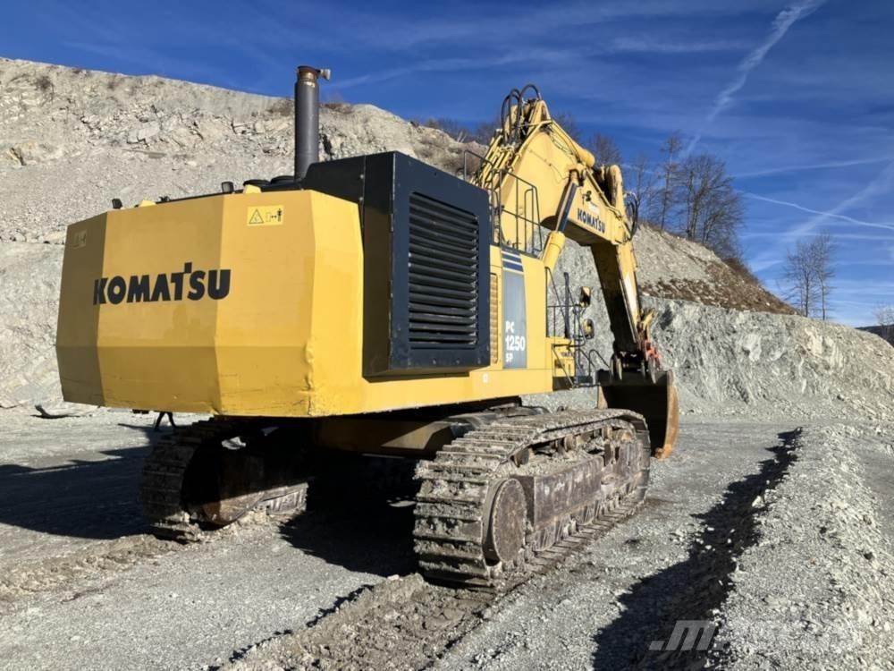 Komatsu PC1250-8 Kāpurķēžu ekskavatori