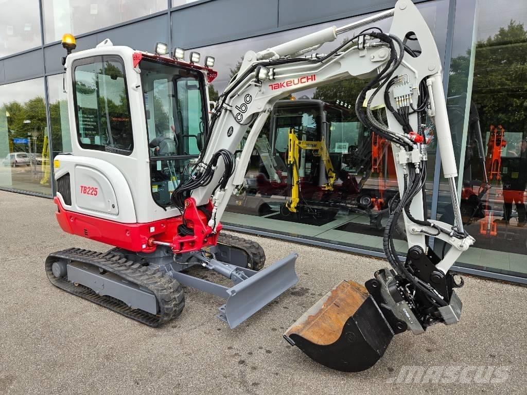 Takeuchi TB 225 Mini ekskavatori < 7 t