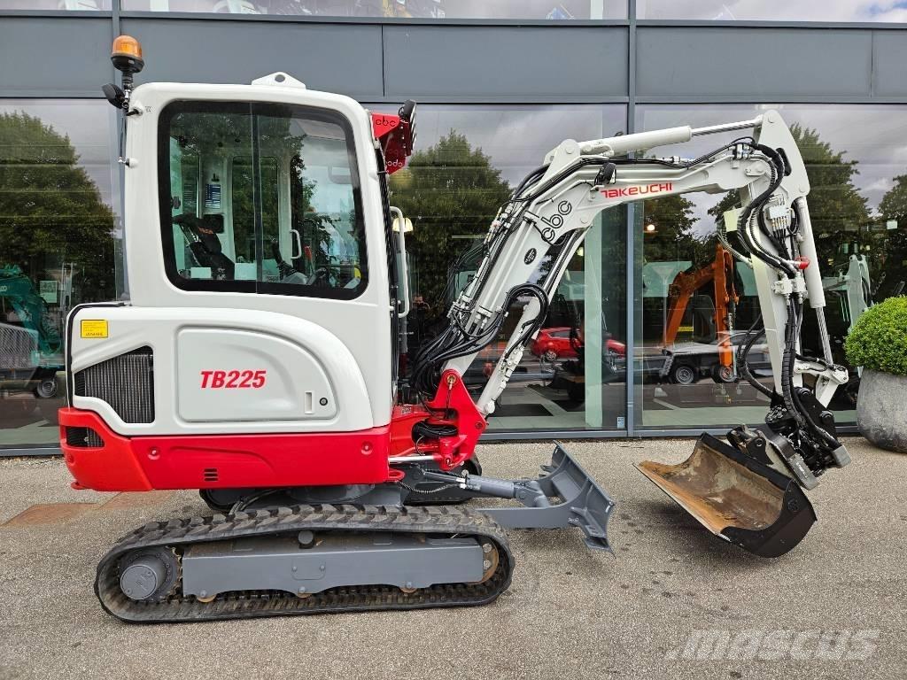 Takeuchi TB 225 Mini ekskavatori < 7 t