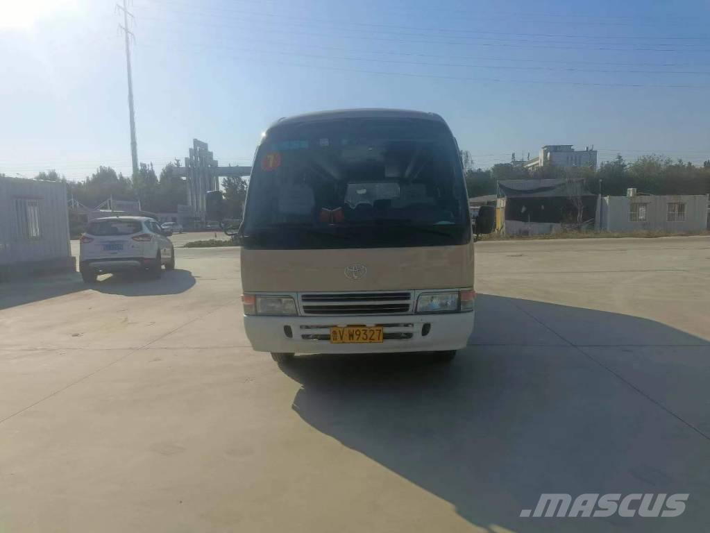 Toyota Coaster Bus Mikroautobusi