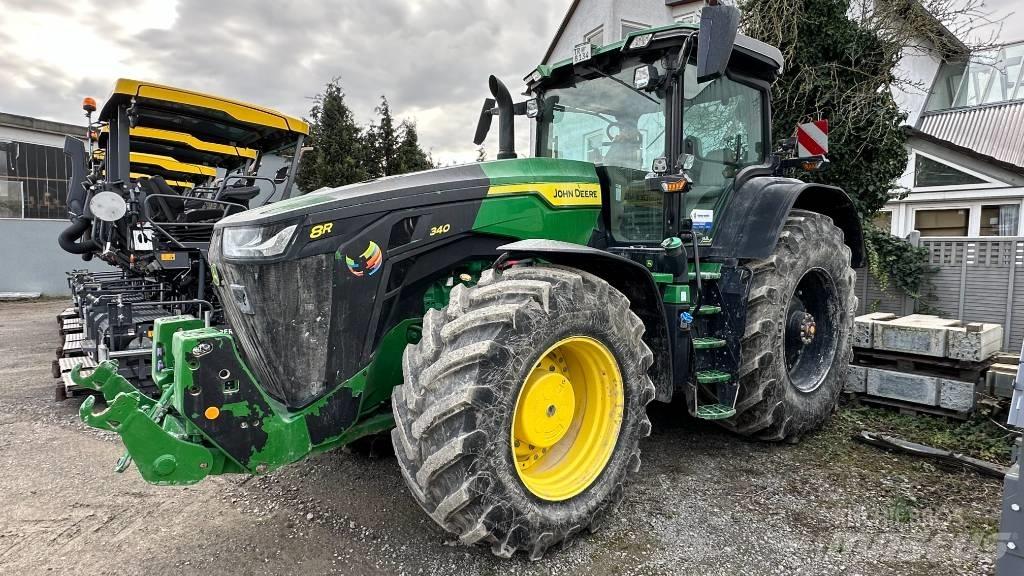 John Deere 8R 340 Traktori