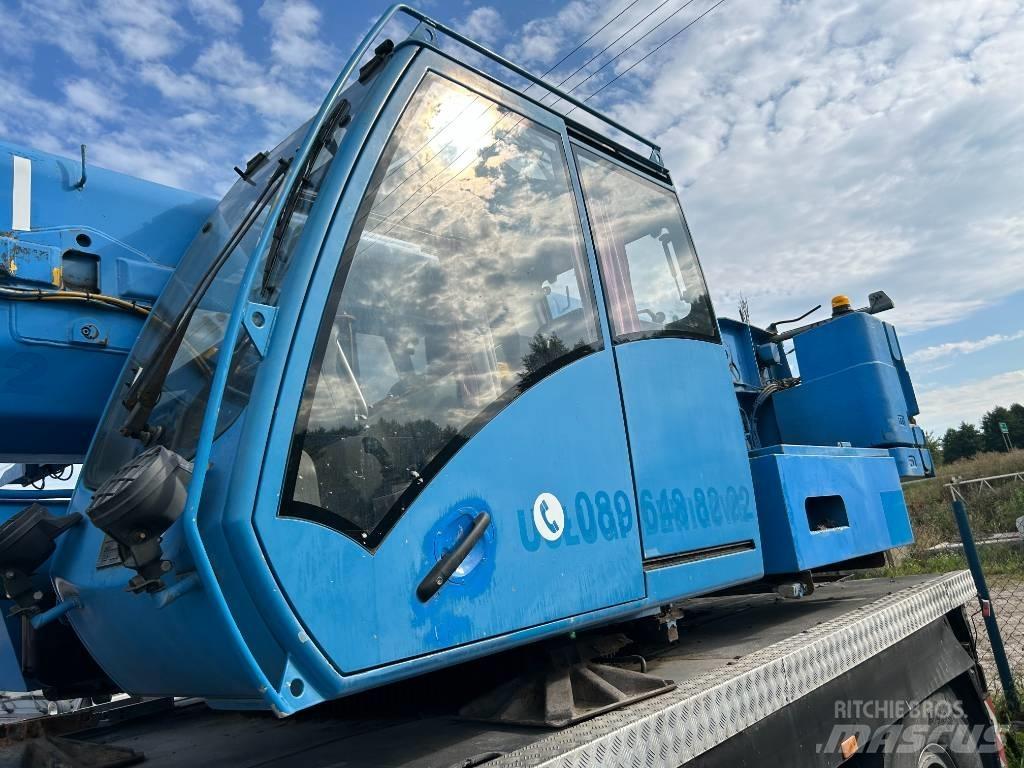 Grove GMK 3055 Visurgājēji celtņi