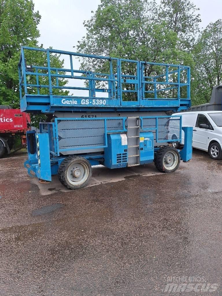 Genie GS 5390 RT Šķerveida pacēlāji