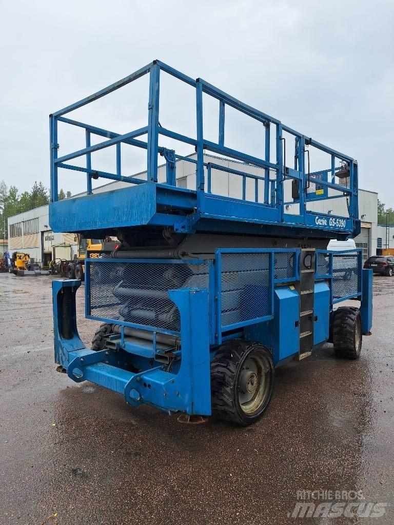 Genie GS 5390 RT Šķerveida pacēlāji