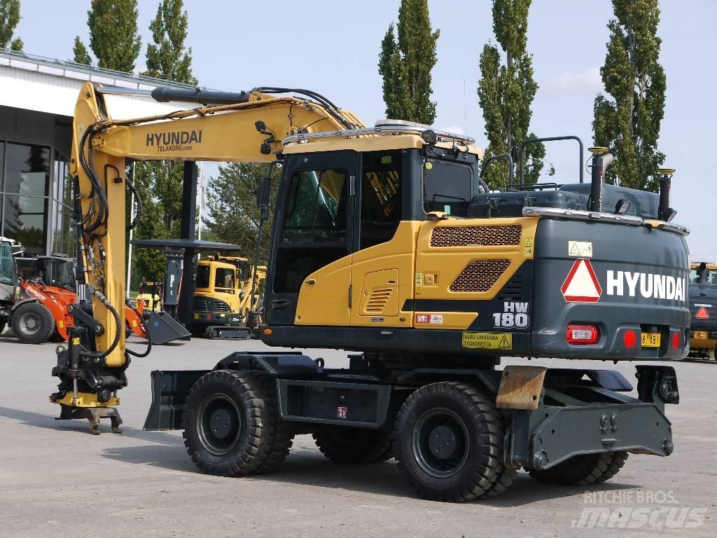 Hyundai HW 180 Ekskavatori uz riteņiem