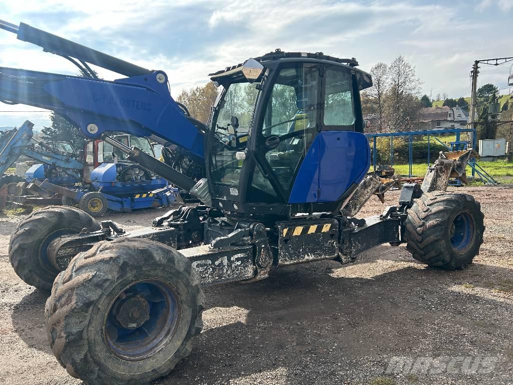 Kaiser S12 Ekskavatori uz riteņiem