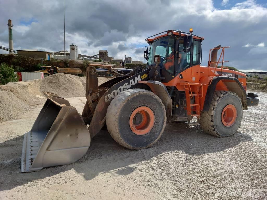 Doosan DL 420-5 Iekrāvēji uz riteņiem