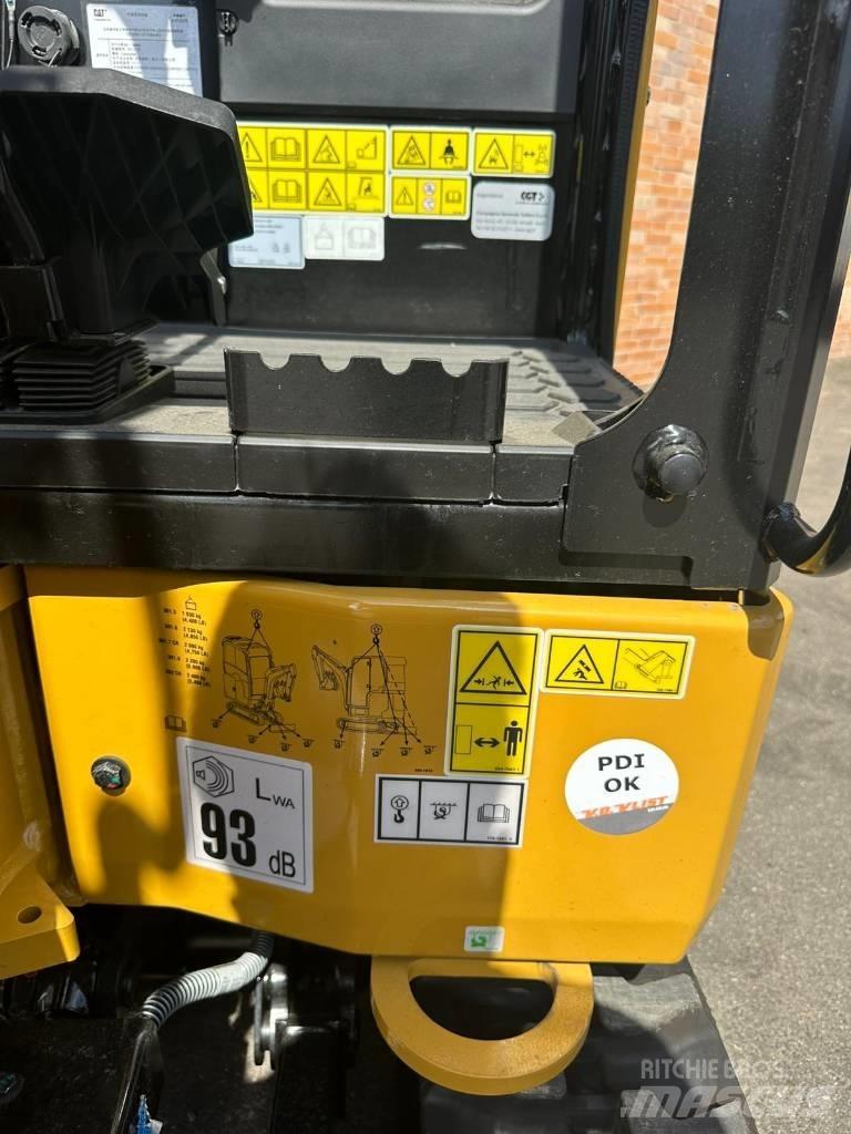 CAT 301.7 CR Vidēja lieluma ekskavatori 7 t - 12 t