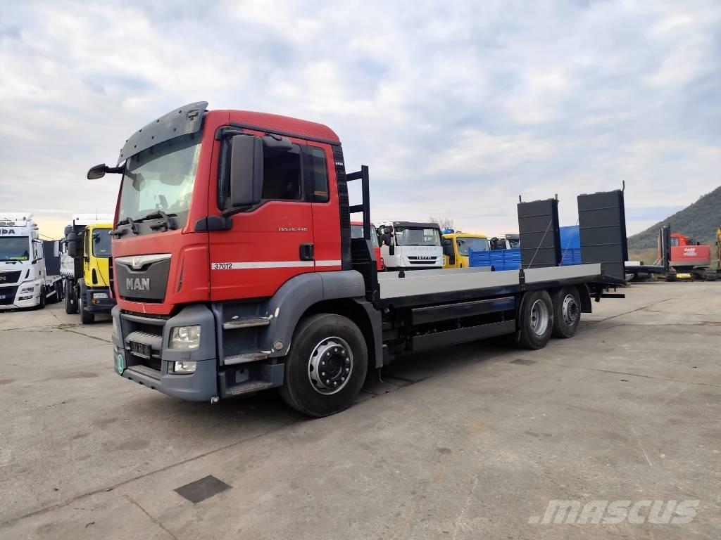 MAN TGS 26.440 Platformas/kravas mašīnas ar vinču