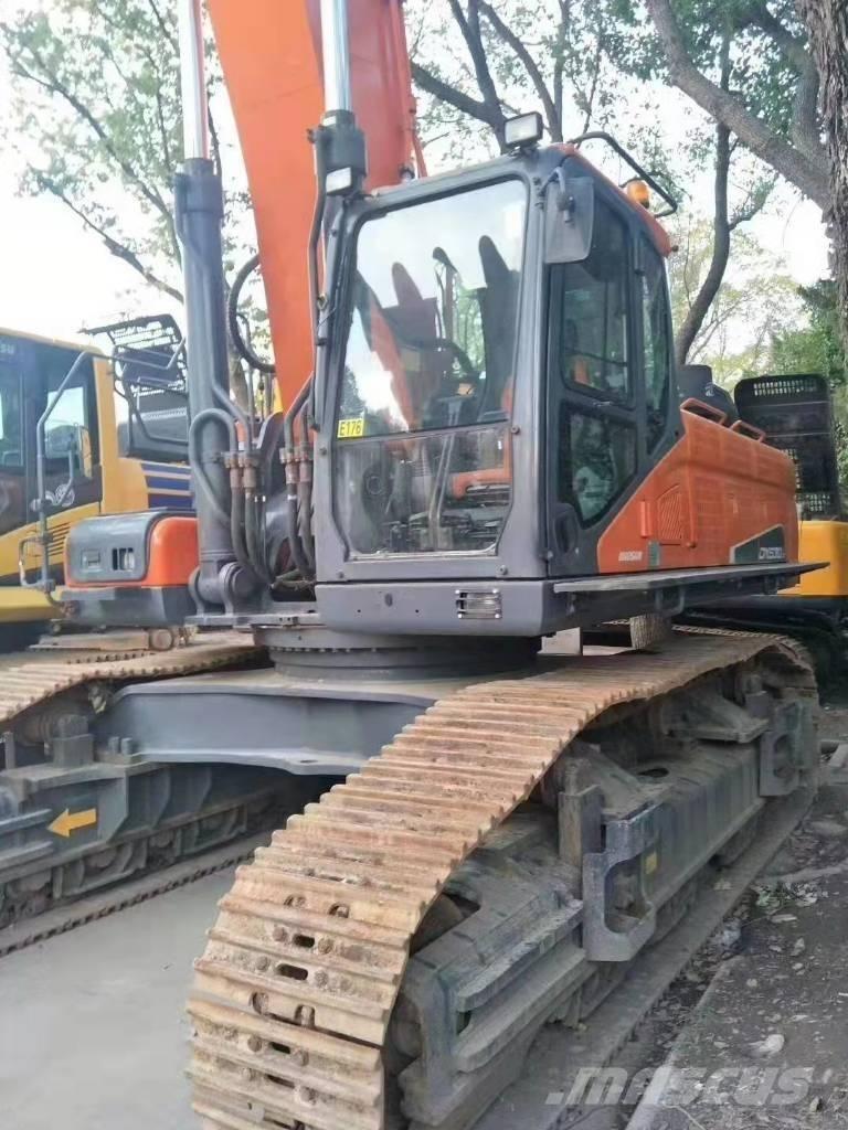 Doosan DX 530 LC-5 Kāpurķēžu ekskavatori
