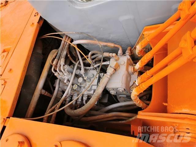 Hitachi EX60 Kāpurķēžu ekskavatori