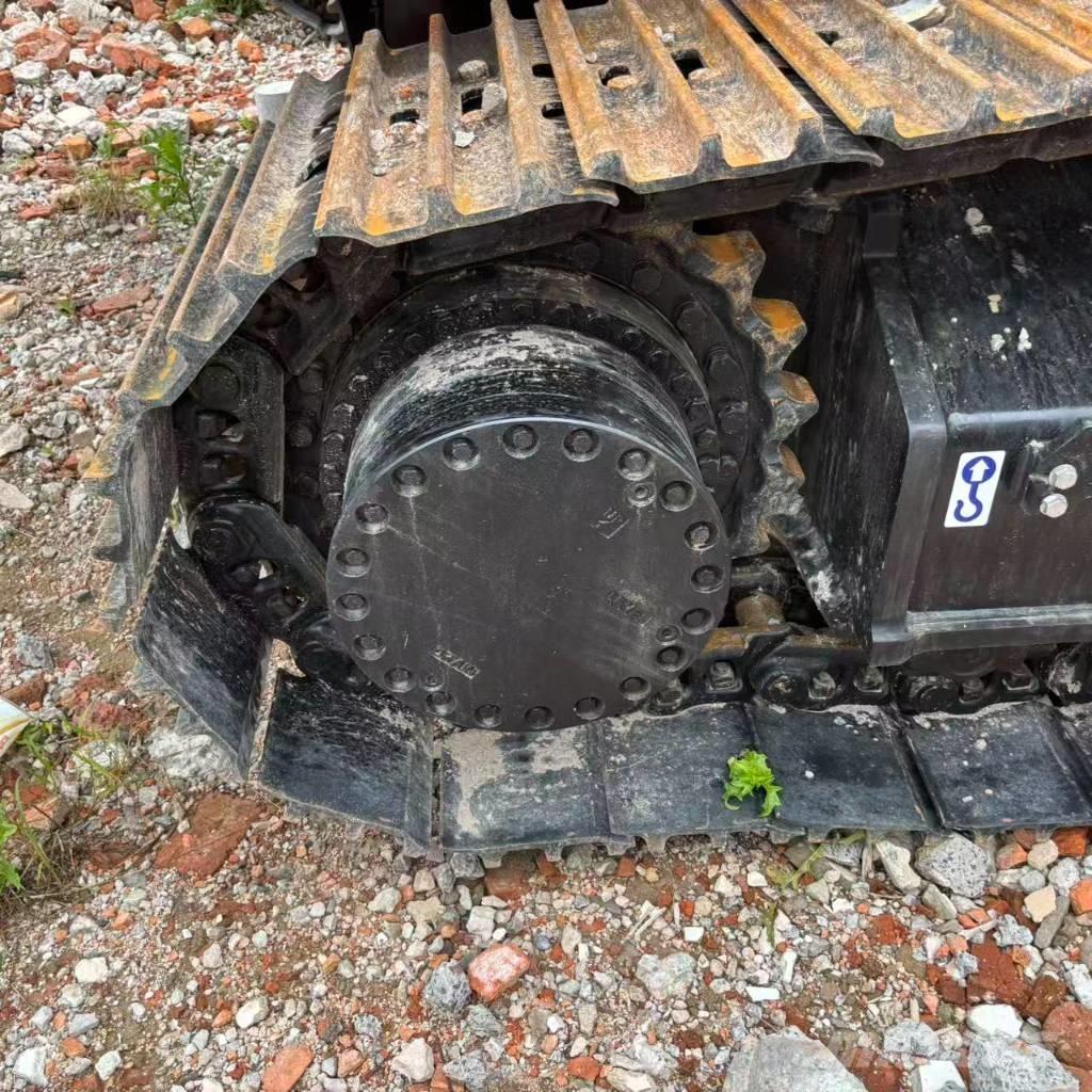 Hitachi ZX 350 Kāpurķēžu ekskavatori