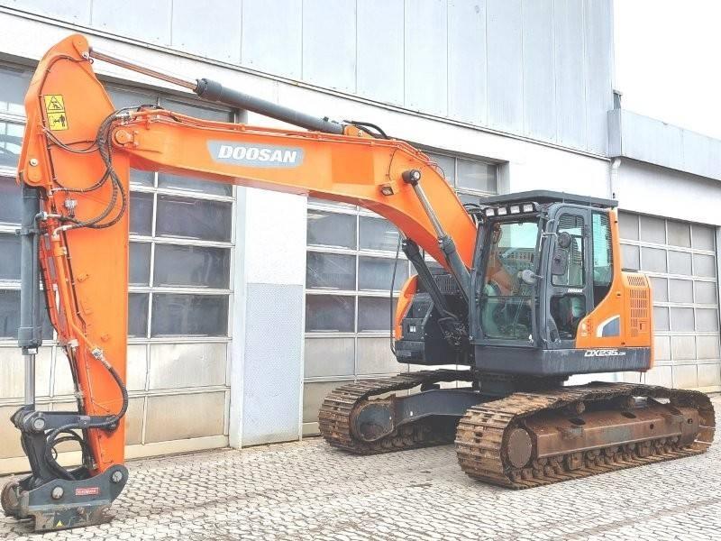 Doosan DX 235 LCR-5 Kāpurķēžu ekskavatori