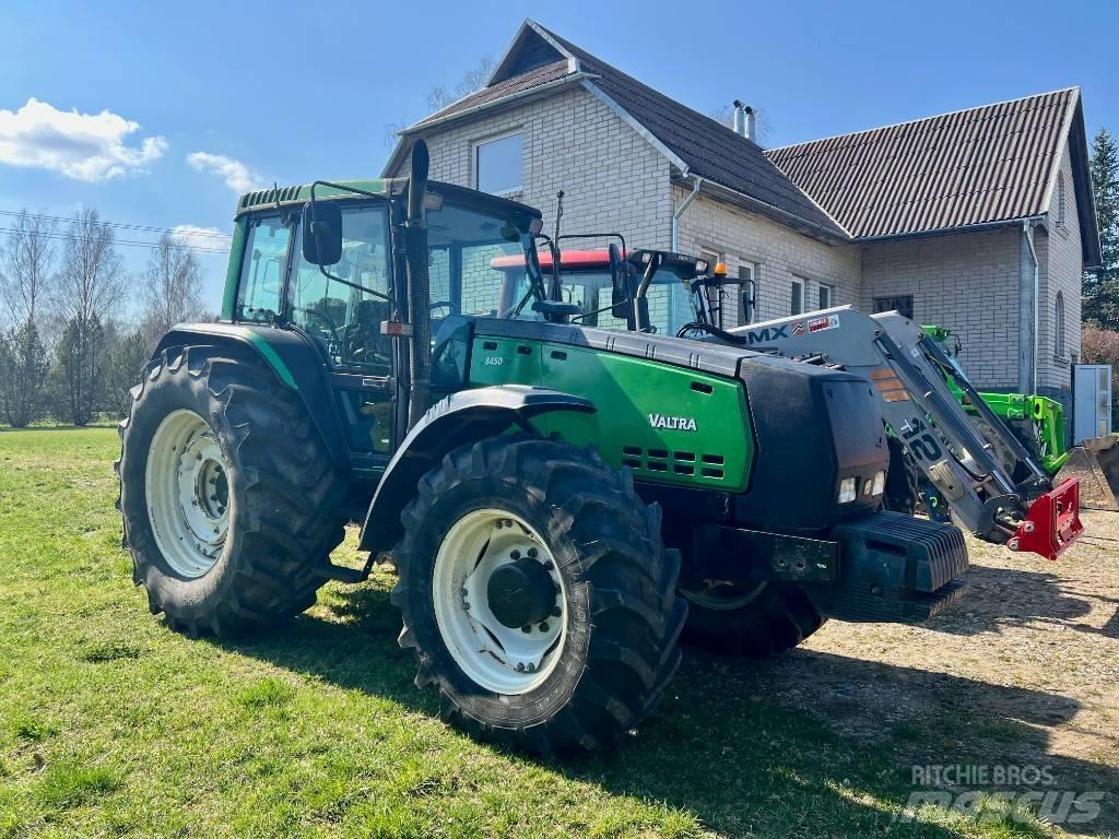 Valtra 8450 Traktori
