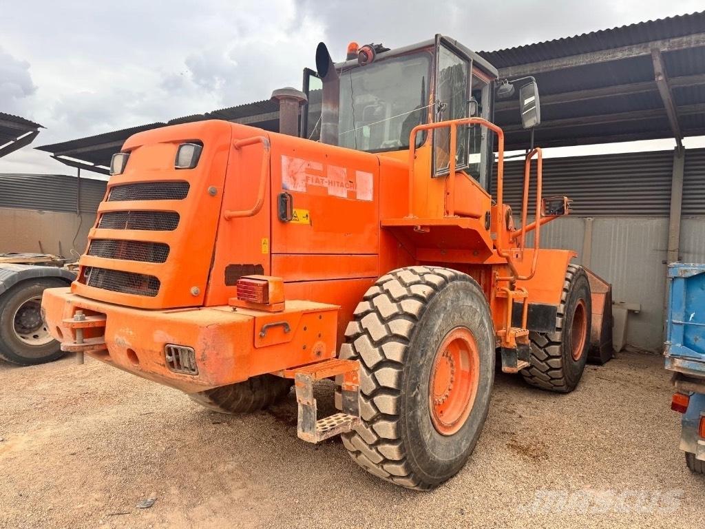 Hitachi W 170 Iekrāvēji uz riteņiem