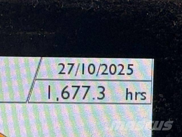 JCB 3CX Ekskavatori-iekrāvēji