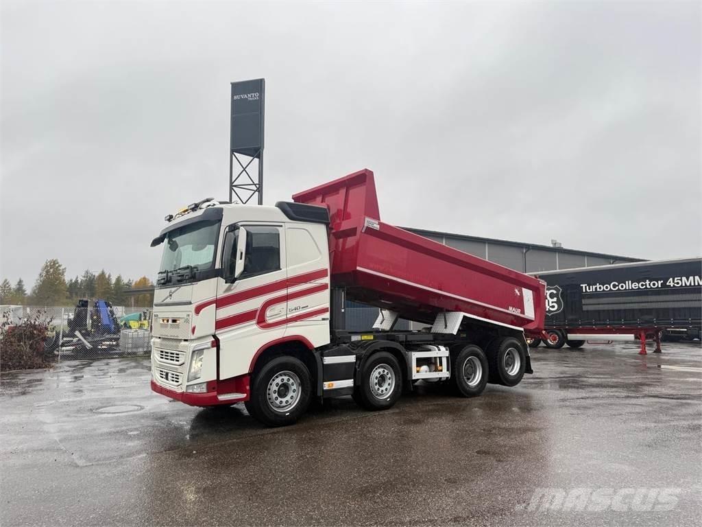 Volvo FH540 8x4 Pašizgāzējs