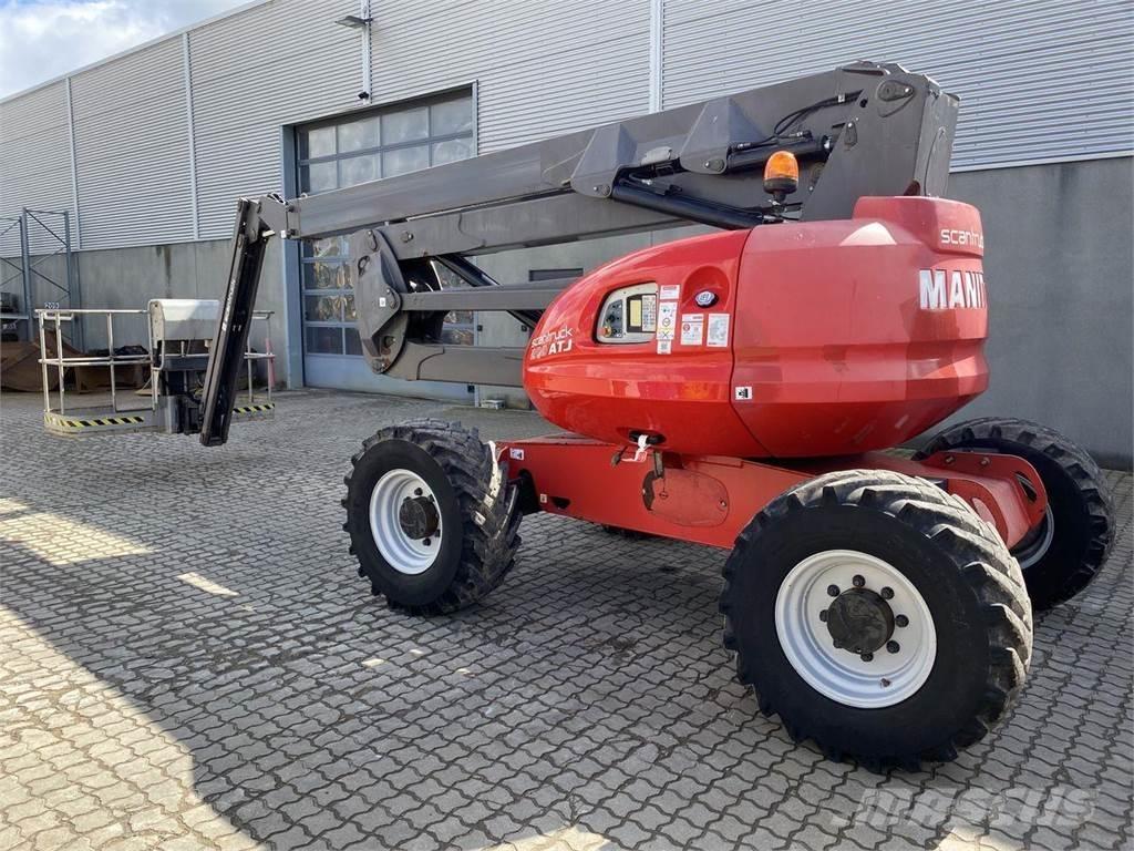 Manitou 200ATJ RC Strēles pacēlāji