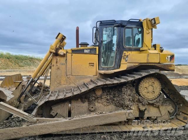 CAT D 6 T LGP Kāpurķēžu buldozeri
