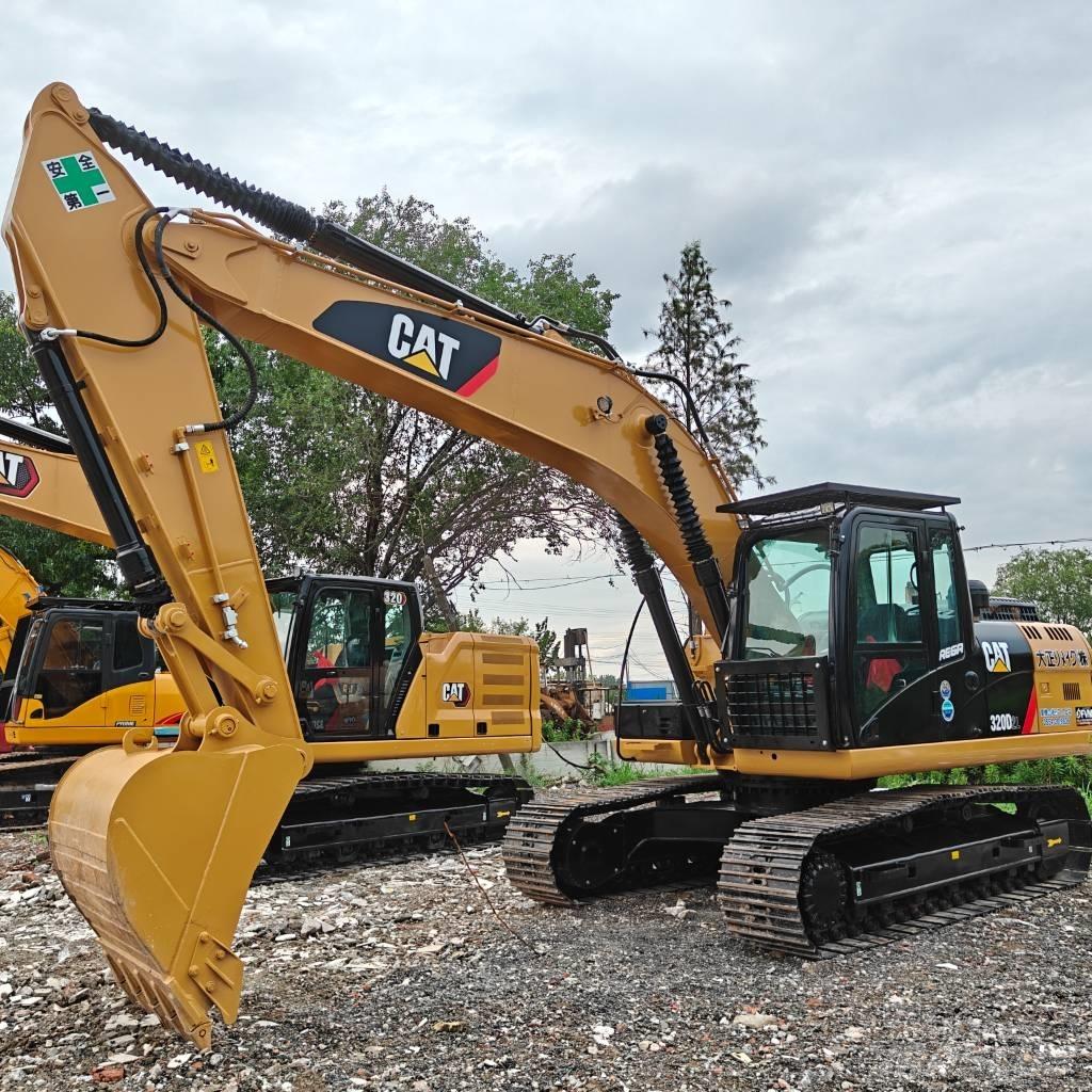 CAT 320D2 Kāpurķēžu ekskavatori