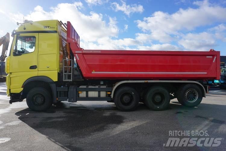 Mercedes-Benz Arocs Pašizgāzējs