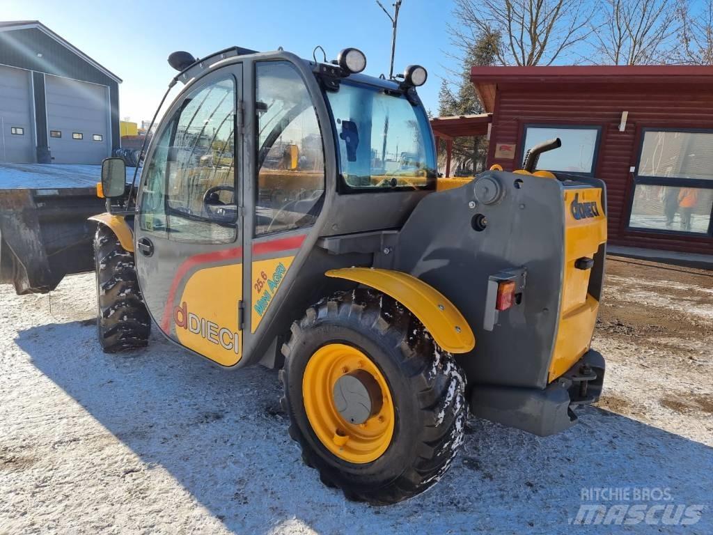 Dieci Mini Agri 25.6 Teleskopiskie riteņu iekrāvēji