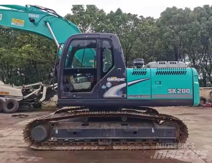 Kobelco SK200 Kāpurķēžu ekskavatori