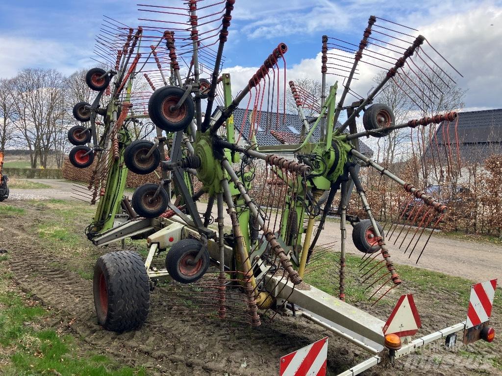CLAAS Liner 3500 Grābekļi un siena ārdītāji