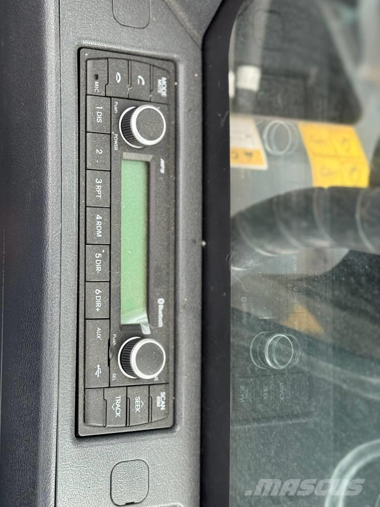 Hyundai HW 150 ACR Ekskavatori uz riteņiem