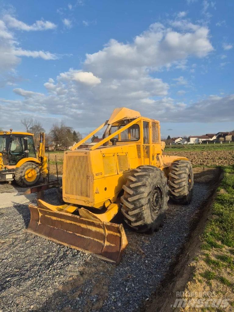 John Deere 667d Mežizstrādes traktori