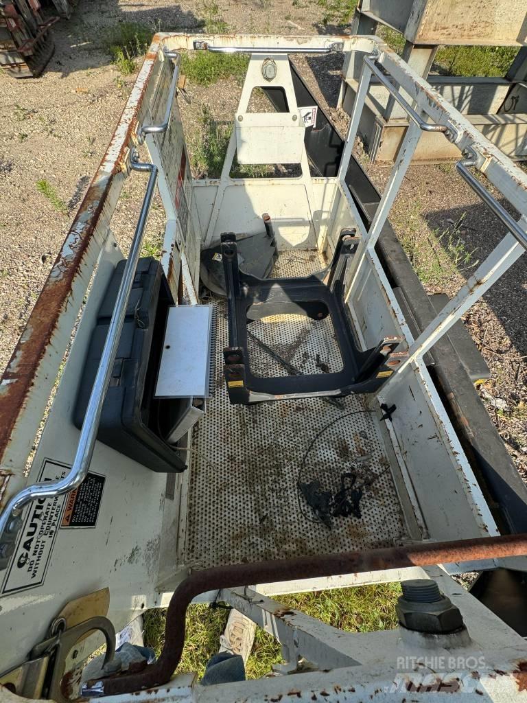 Mantis 10010MX Kāpurķēžu ceļamkrāni
