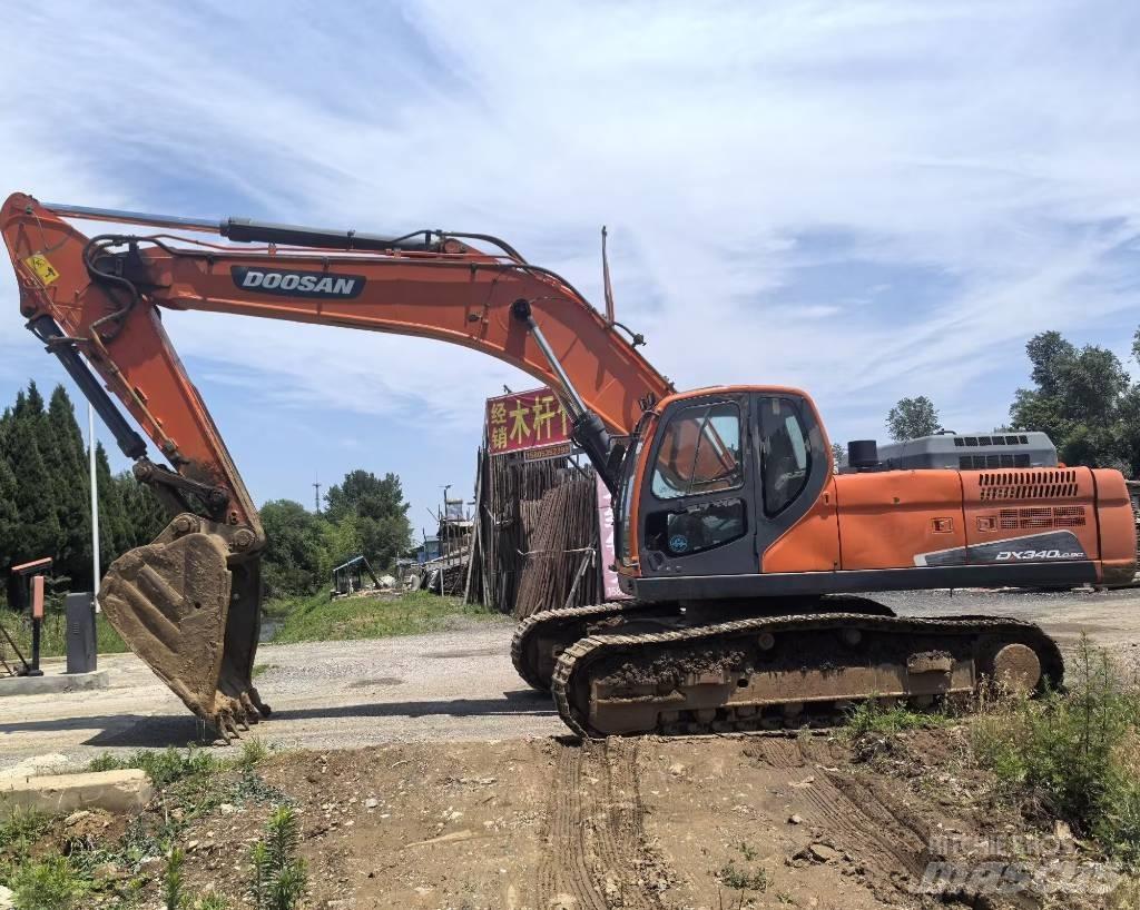 Doosan DX 340 LC Kāpurķēžu ekskavatori