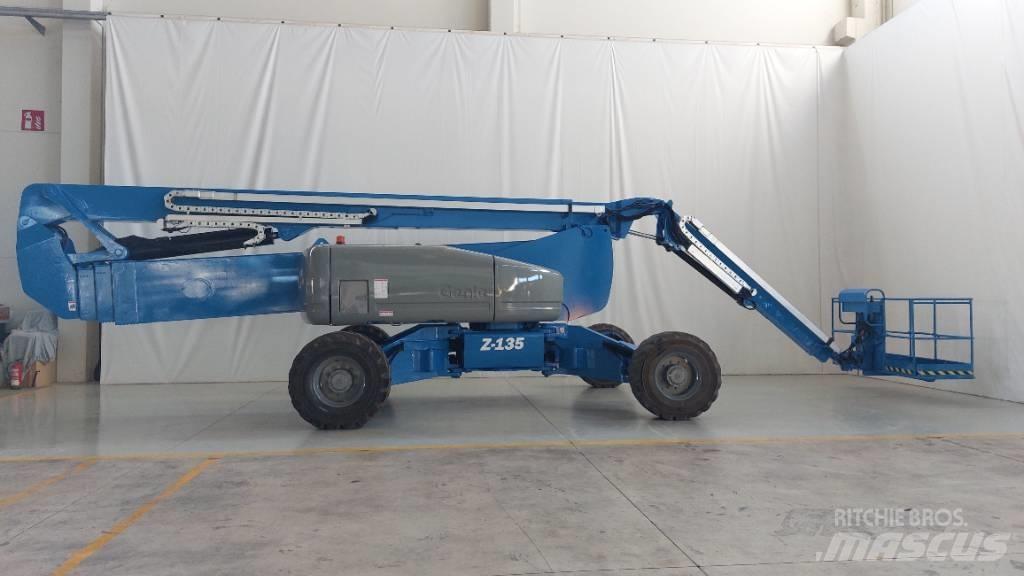Genie ZX 135/70 Strēles pacēlāji
