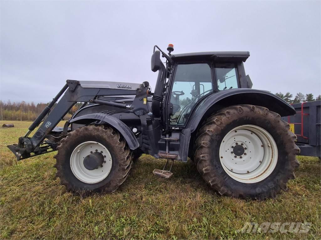 Valtra T163e V Traktori