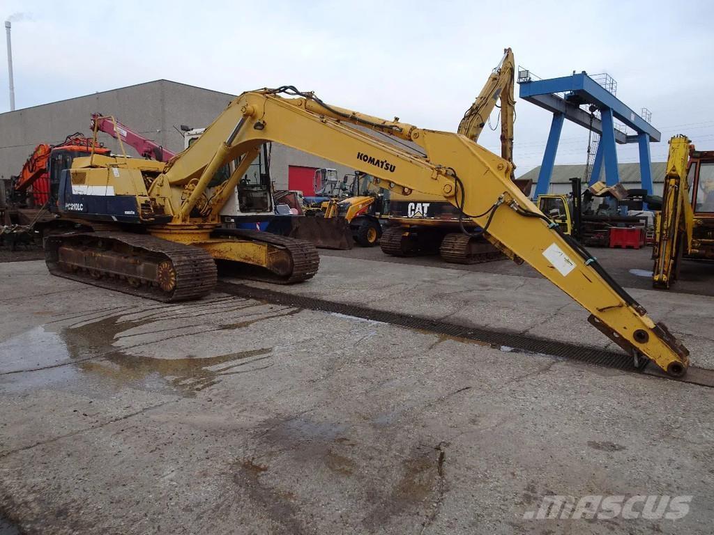 Komatsu PC210LC-5K Kāpurķēžu ekskavatori