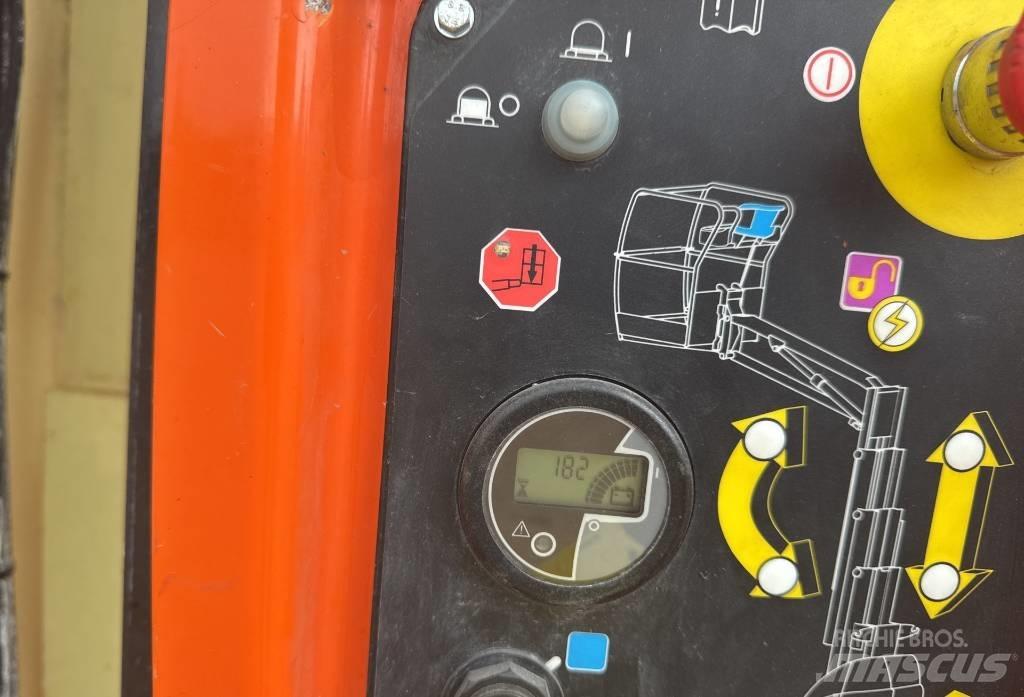 JLG Toucan 8 E Vertikālie pacēlāji