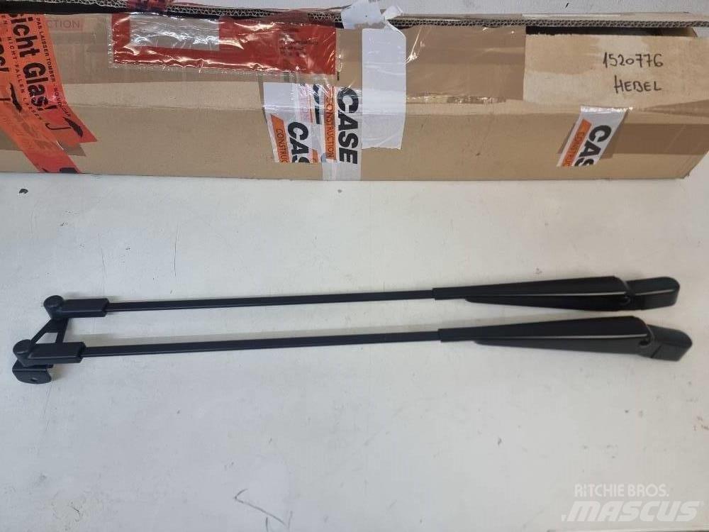 O&K MH/RH 1520776 Kabīnes un interjers