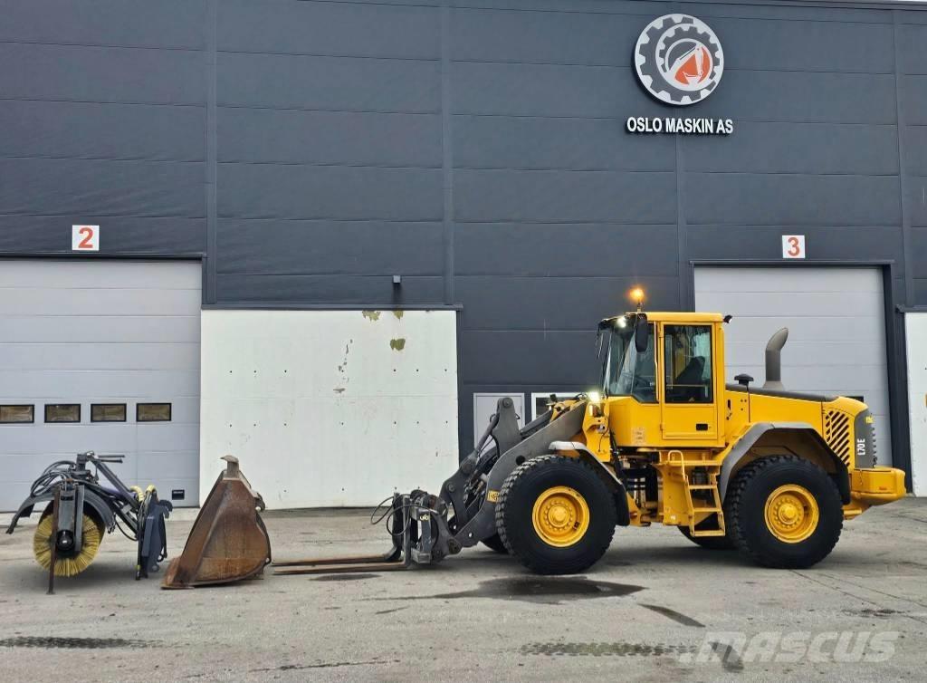 Volvo L 70 E Iekrāvēji uz riteņiem