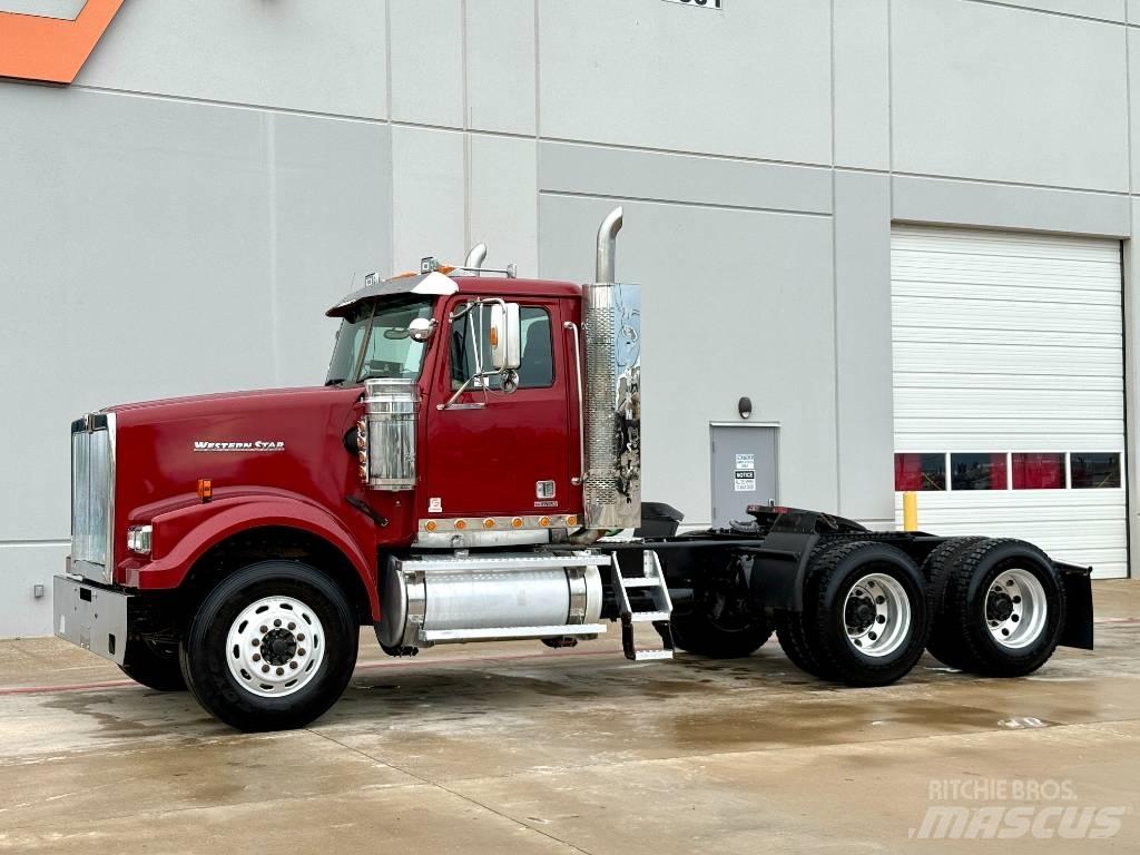 Western Star 4900 Vilcēji