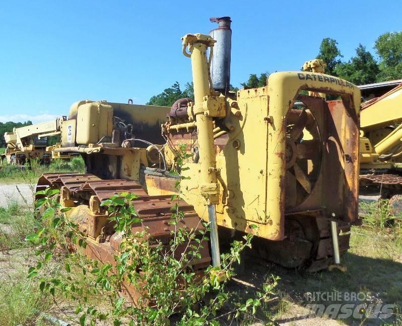 CAT D 8 K Kāpurķēžu buldozeri
