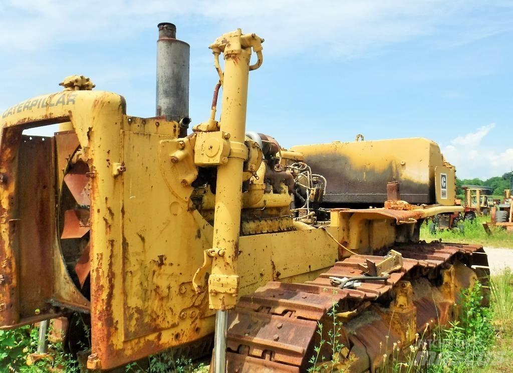 CAT D 8 K Kāpurķēžu buldozeri