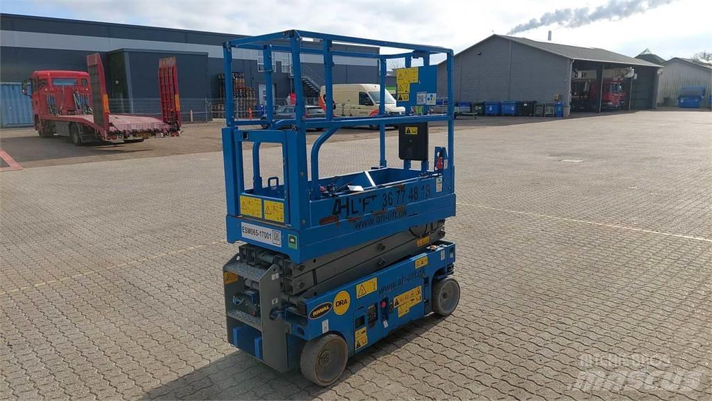 Genie GS1532 Šķerveida pacēlāji