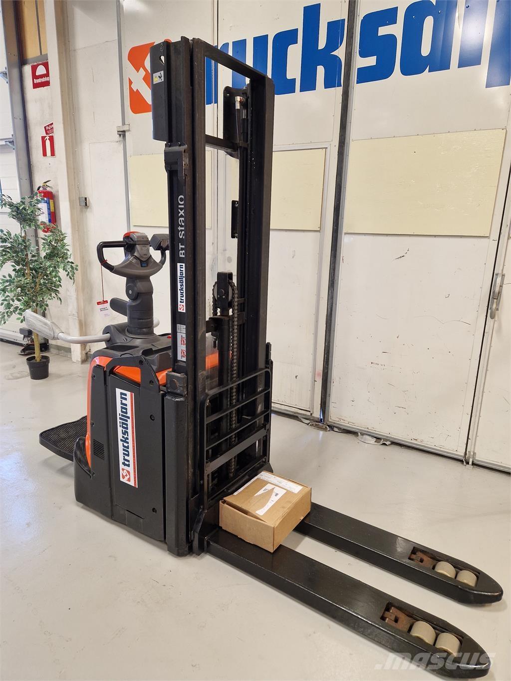 Toyota SPE120L Pašgājēji krautnētāji