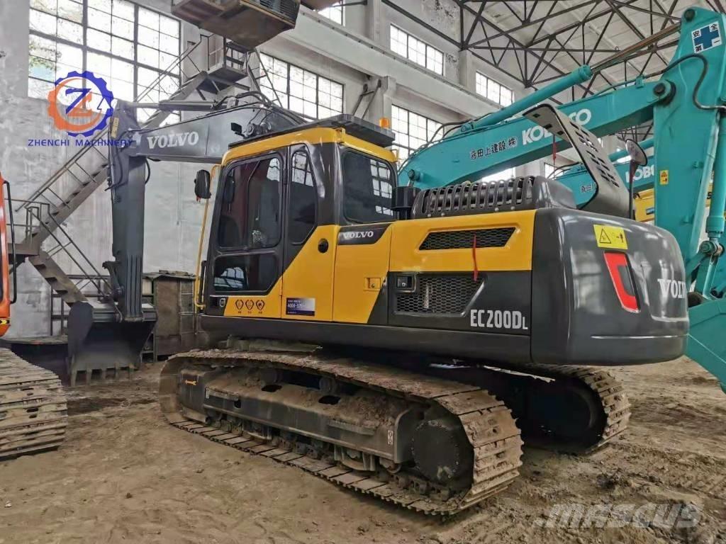 Volvo EC 200 Kāpurķēžu ekskavatori